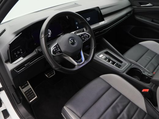 Volkswagen Golf 1.4 eHybrid GTE | Full LED | Panorama Dak | Carplay | Climate Control | Parkeersensoren | Stoel V... ActivLease financial lease