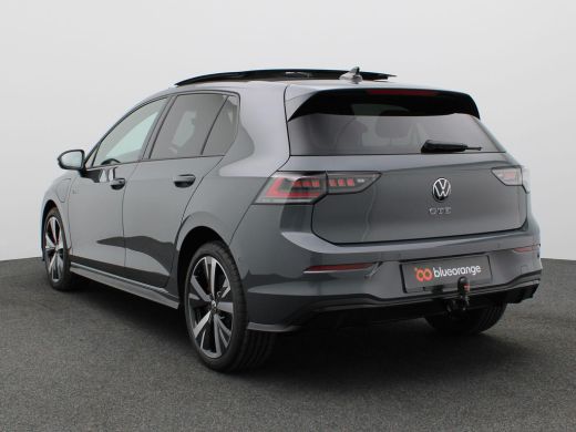Volkswagen Golf 1.5 eHybrid GTE Trekhaak wegklapbaar, Head-up Display, Panoramadak, Area View, 18" Catania LMV, A... ActivLease financial lease