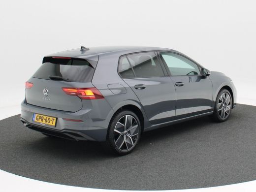 Volkswagen Golf 1.5 TSi 115 Pk Oranje Edition | Full LED | Carplay | Adaptive Cruise | Camera | Sensoren | Climat... ActivLease financial lease