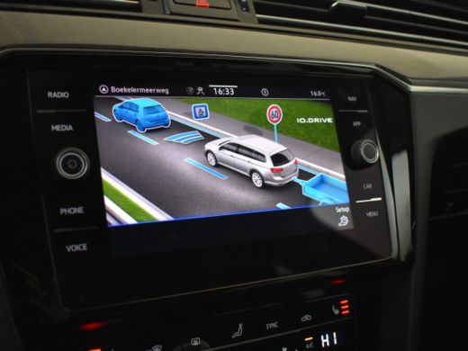 Volkswagen Passat Variant 1.4 TSI PHEV GTE Business 218pk Adaptief cruise control | Navigatie | App connect | Stoel... ActivLease financial lease
