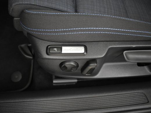 Volkswagen Passat Variant 1.4 TSI PHEV GTE Business 218pk Adaptief cruise control | Navigatie | App connect | Stoel... ActivLease financial lease
