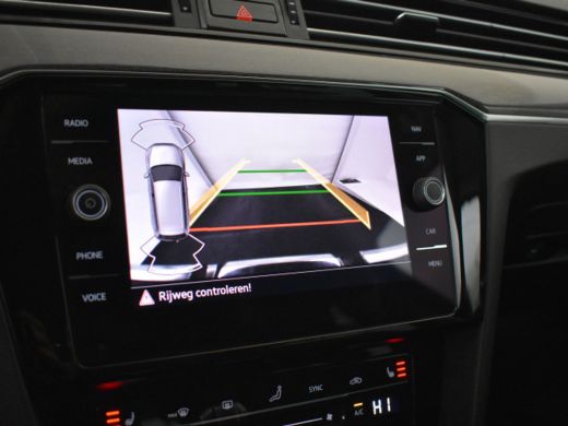 Volkswagen Passat Variant 1.4 TSI PHEV GTE Business 218pk Adaptief cruise control | Navigatie | App connect | Stoel... ActivLease financial lease