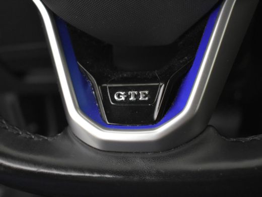 Volkswagen Passat Variant 1.4 TSI PHEV GTE Business 218pk Panorama dak | Privacy glass | Navigatie | App connect | ... ActivLease financial lease