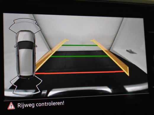 Volkswagen Passat Variant 1.4 TSI PHEV GTE Business 218pk Panorama dak | Privacy glass | Navigatie | App connect | ... ActivLease financial lease