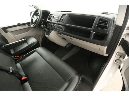 Volkswagen Transporter 2.0 TDI L2H1 | Dubbele Cabine | 6 Persoons | 140PK Airco Trekhaak Bluetooth Elektrpakket Schuifde... ActivLease financial lease