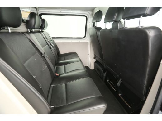 Volkswagen Transporter 2.0 TDI L2H1 | 140PK | DC | Airco | Trekhaak | Elektrpakket ActivLease financial lease