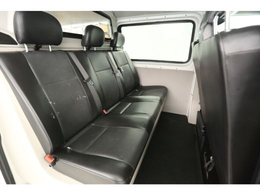 Volkswagen Transporter 2.0 TDI L2H1 | 140PK | DC | Airco | Trekhaak | Elektrpakket ActivLease financial lease
