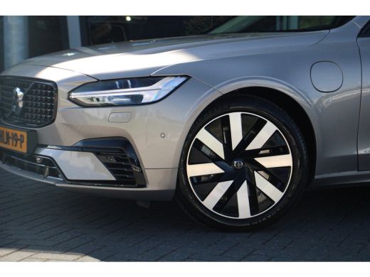 Volvo  V90 2.0 T8 Plug-in hybrid AWD Ultra Dark | 360° Camera | Harman Kardon | Head-Up | Panoramadak | Adap... ActivLease financial lease