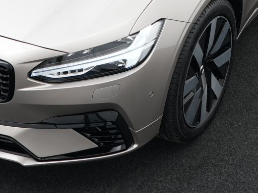 Volvo  V90 2.0 T8 Plug-in hybrid AWD Ultra Dark | 360° Camera | Harman Kardon | Head-Up | Panoramadak | Adap... ActivLease financial lease