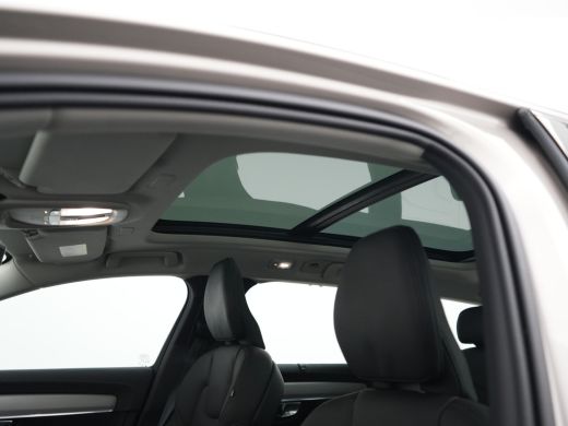 Volvo  V90 2.0 T8 Plug-in hybrid AWD Ultra Dark | 360° Camera | Harman Kardon | Head-Up | Panoramadak | Adap... ActivLease financial lease