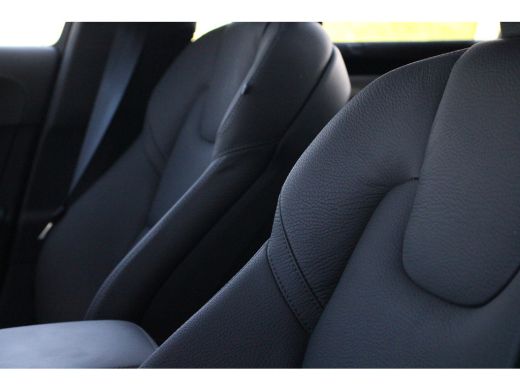 Volvo  V90 2.0 T8 Plug-in hybrid AWD Ultra Dark | 360° Camera | Harman Kardon | Head-Up | Panoramadak | Adap... ActivLease financial lease