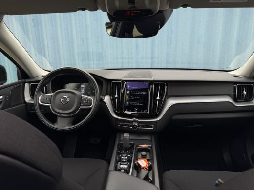 Volvo  XC60 2.0 B5 Momentum Exclusive Camera 360 | Trekhaak wegklapbaar | Airco | NAVI | Apple carplay/ Andro... ActivLease financial lease
