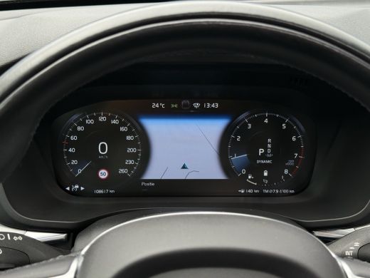 Volvo  XC60 2.0 B5 Momentum Exclusive Camera 360 | Trekhaak wegklapbaar | Airco | NAVI | Apple carplay/ Andro... ActivLease financial lease