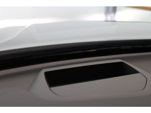 Volvo  XC60 T6 350PK AWD Ultra Black Edition | Heico | B&W | Luchtvering | 22" ActivLease financial lease