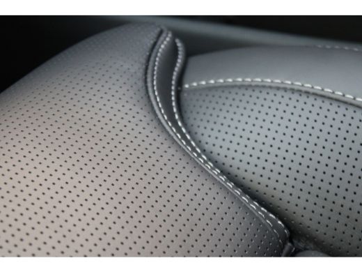 Volvo  XC60 T6 350PK AWD Ultra Black Edition | Heico | B&W | Luchtvering | 22" ActivLease financial lease