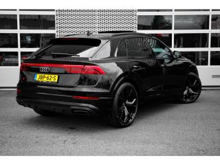 Audi Q8 55 TFSI e quattro Pro Line S | Panoramadak | 4WS | Trekhaak | Head-up | Tour |