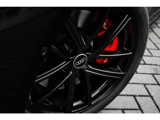 Audi A5 Avant 2.0 e-hybrid quattro S edition 299 pk Tech. Plus | Elek. zwenkb. trekhaak | 360 camera | As... ActivLease financial lease