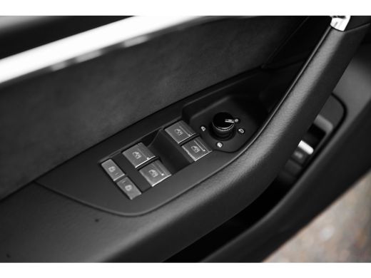 Audi A6 Limousine 50 TFSI e quattro S edition | Panoramadak | Servosluiting | City | Tour | Leder | ActivLease financial lease