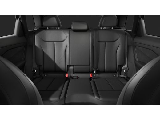 Audi Q3 S edition | Adaptive cruise control | Audi sound system | Climate pakket plus ActivLease financial lease