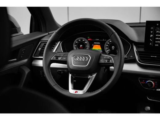 Audi Q5 Sportback S edition competition Luchtvering | Panoramadak | Stylingpakket Carbon | 360 graden cam... ActivLease financial lease