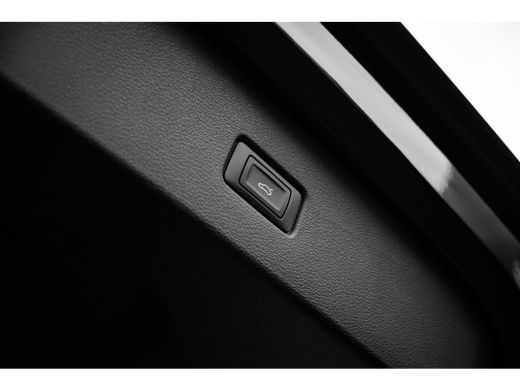 Audi Q5 Sportback S edition competition Luchtvering | Panoramadak | Stylingpakket Carbon | 360 graden cam... ActivLease financial lease