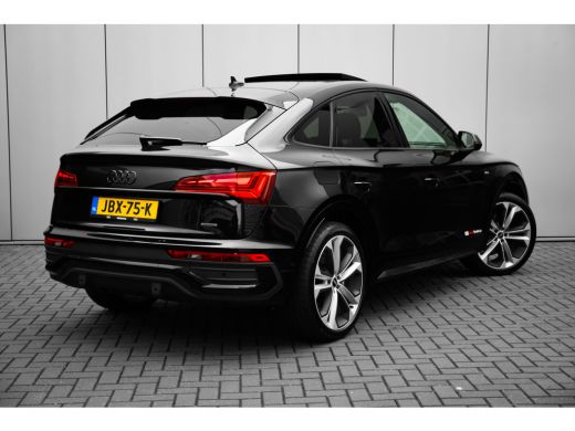 Audi Q5 Sportback S edition competition Luchtvering | Panoramadak | Stylingpakket Carbon | 360 graden cam... ActivLease financial lease
