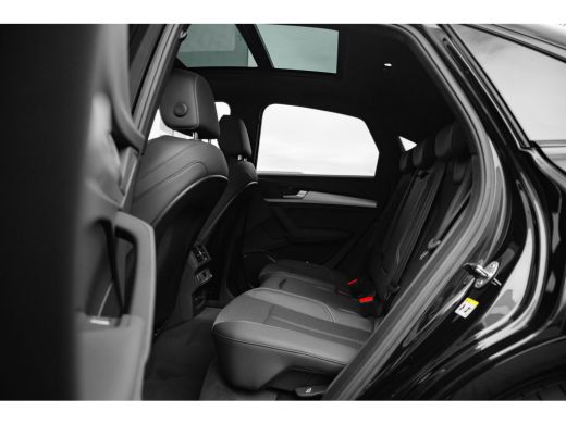Audi Q5 Sportback S edition competition Luchtvering | Panoramadak | Stylingpakket Carbon | 360 graden cam... ActivLease financial lease