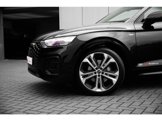 Audi Q5 Sportback S edition competition Luchtvering | Panoramadak | Stylingpakket Carbon | 360 graden cam... ActivLease financial lease