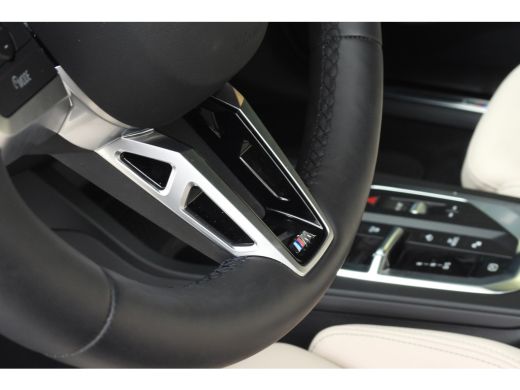 BMW 1 Serie 120 High Executive M Sport Automaat / Panoramadak / Sportstoelen / M Adaptief onderstel / Adaptie... ActivLease financial lease