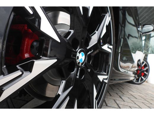 BMW 1 Serie 120 High Executive M Sport Automaat / Panoramadak / Sportstoelen / M Adaptief onderstel / Adaptie... ActivLease financial lease