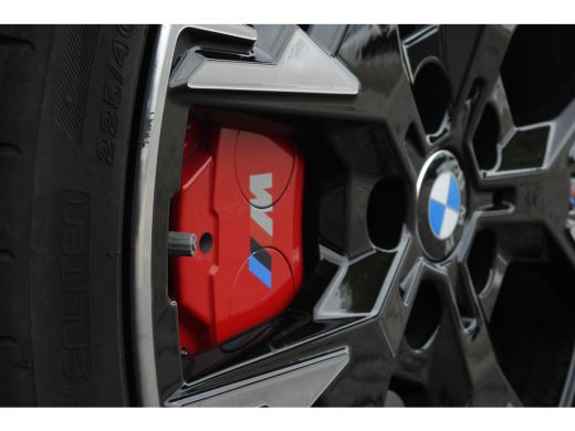 BMW 2 Serie 220 M Sport Automaat / Sportstoelen / Achteruitrijcamera / M Adaptief onderstel / Adaptieve LED /... ActivLease financial lease