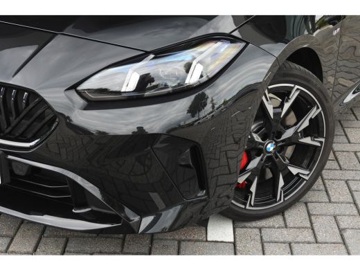 BMW 2 Serie 220 M Sport Automaat / Sportstoelen / Achteruitrijcamera / M Adaptief onderstel / Adaptieve LED /... ActivLease financial lease