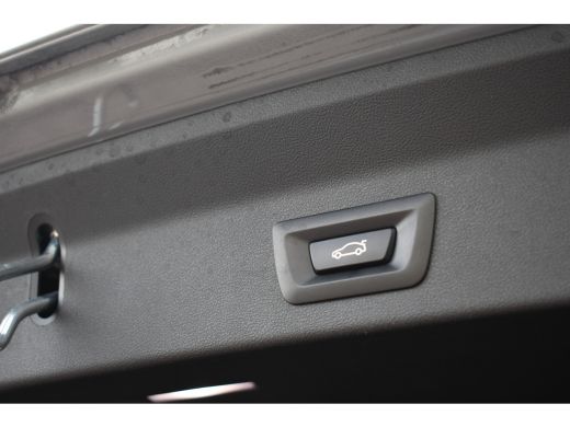 BMW X3 xDrive30e M-Sport Pano Trekhaak Camera HiFi DA-pack ActivLease financial lease