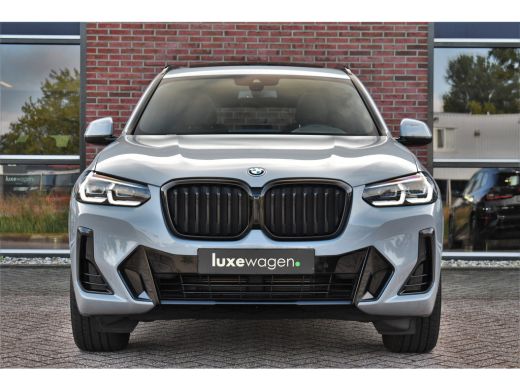 BMW X3 xDrive30e M-Sport Pano Trekhaak Camera HiFi DA-pack ActivLease financial lease