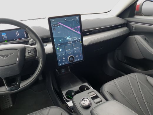 Ford Mustang Mach-E Mach-E RWD 75 kWh | Camera | Carplay | Adap. Cruise | Stoelverwarming | Navigatie ActivLease financial lease