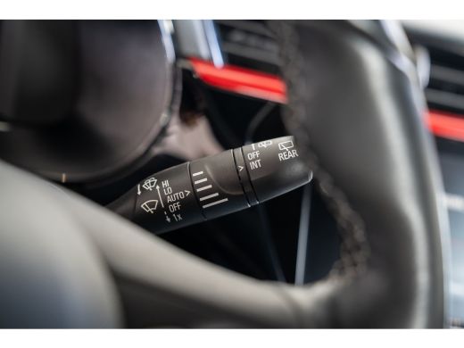 Opel Corsa 1.2 Turbo 100PK GS Line | Zwarte hemel | Navigatie | Camera | Parkeersensoren | Lichtmetalen velg... ActivLease financial lease