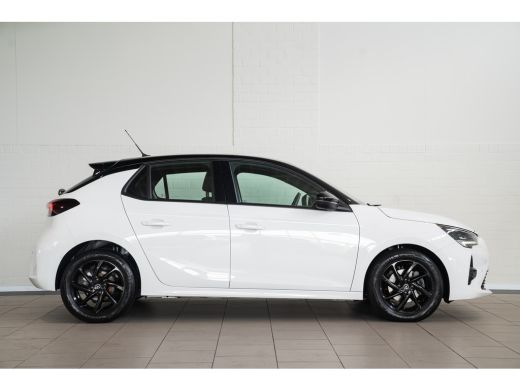 Opel Corsa 1.2 Turbo 100PK GS Line | Zwarte hemel | Navigatie | Camera | Parkeersensoren | Lichtmetalen velg... ActivLease financial lease