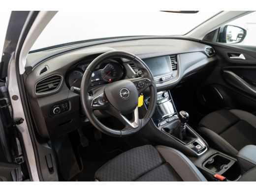Opel Grandland X 1.2 Turbo 130 PK Edition | Trekhaak | Navigatie | Apple Carplay & Android Auto | AGR Stoel | Park... ActivLease financial lease