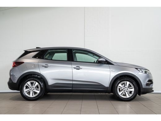 Opel Grandland X 1.2 Turbo 130 PK Edition | Trekhaak | Navigatie | Apple Carplay & Android Auto | AGR Stoel | Park... ActivLease financial lease