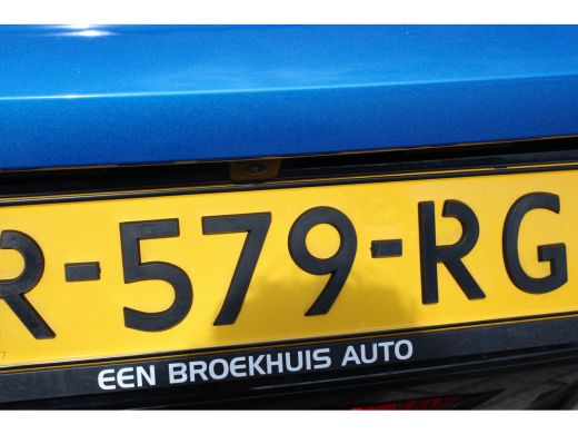 Peugeot 208 1.2 PureTech GT Pack | PANO DAK | NAVIGATIE | CAMERA | SENSOREN | APPLE CARPLAY/ANDROID AUTO | ActivLease financial lease