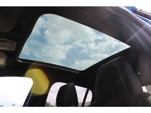 Peugeot 208 1.2 PureTech GT Pack | PANO DAK | NAVIGATIE | CAMERA | SENSOREN | APPLE CARPLAY/ANDROID AUTO | ActivLease financial lease