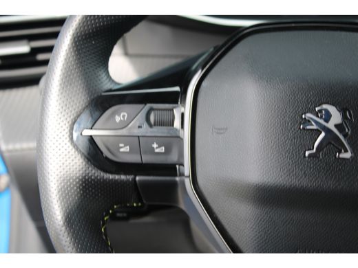 Peugeot 208 1.2 PureTech GT Pack | PANO DAK | NAVIGATIE | CAMERA | SENSOREN | APPLE CARPLAY/ANDROID AUTO | ActivLease financial lease