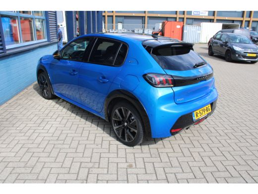 Peugeot 208 1.2 PureTech GT Pack | PANO DAK | NAVIGATIE | CAMERA | SENSOREN | APPLE CARPLAY/ANDROID AUTO | ActivLease financial lease