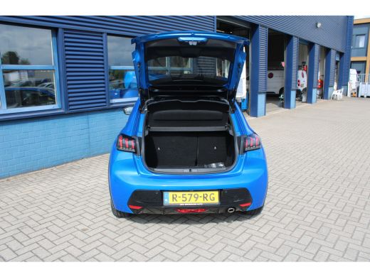 Peugeot 208 1.2 PureTech GT Pack | PANO DAK | NAVIGATIE | CAMERA | SENSOREN | APPLE CARPLAY/ANDROID AUTO | ActivLease financial lease