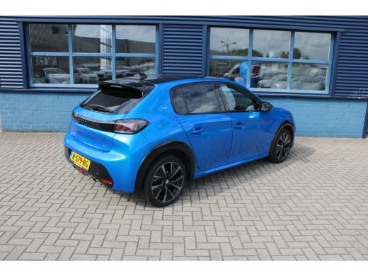 Peugeot 208 1.2 PureTech GT Pack | PANO DAK | NAVIGATIE | CAMERA | SENSOREN | APPLE CARPLAY/ANDROID AUTO | ActivLease financial lease