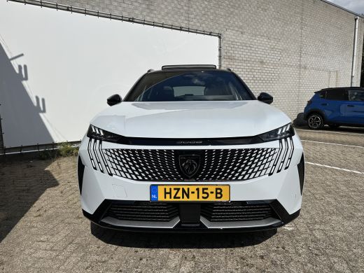 Peugeot e-5008 GT Avantage 73 kWh 3-Fase | 2 stoelen op derde rij | Achterbank in delen neerklapbaar | Achtersto... ActivLease financial lease