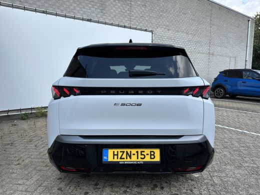 Peugeot e-5008 GT Avantage 73 kWh 3-Fase | 2 stoelen op derde rij | Achterbank in delen neerklapbaar | Achtersto... ActivLease financial lease