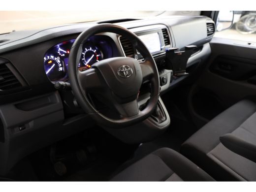 Toyota ProAce 2.0 D-4D 145PK L2H1 EURO 6 ActivLease financial lease