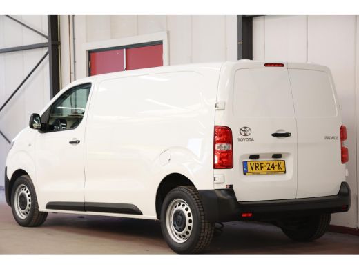 Toyota ProAce 2.0 D-4D 145PK L2H1 EURO 6 ActivLease financial lease