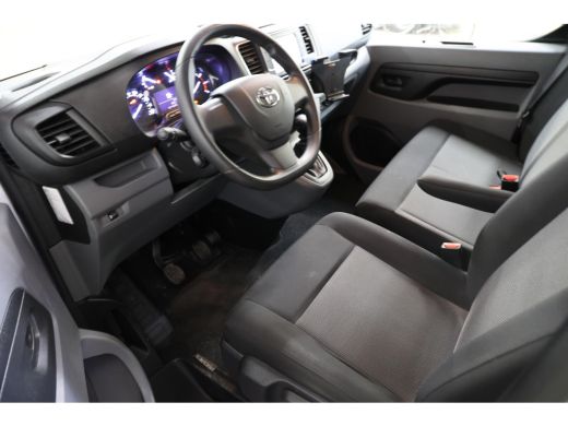 Toyota ProAce 2.0 D-4D 145PK L2H1 EURO 6 ActivLease financial lease